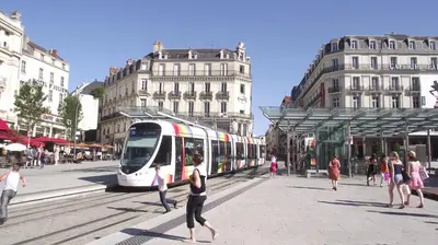 Clients de l'établissement Hypercentre Calme et Ccosy Impasse Saint Julien, 1er étage