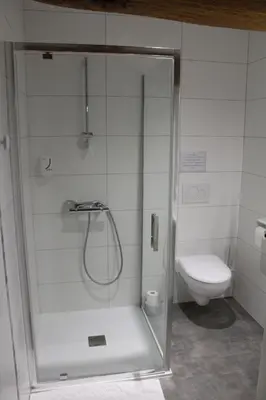 Salle de bains dans l'établissement Chambres d'hôtes Logis Charrier Le Petit Bignon