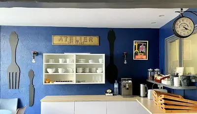 Cuisine ou kitchenette dans l'établissement Hotel Abat Jour