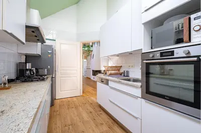 Cuisine ou kitchenette dans l'établissement Marc's Flat - Calm & Cosy