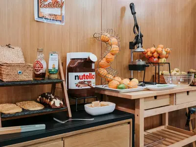 Nourriture dans l'hôtel ou à proximité