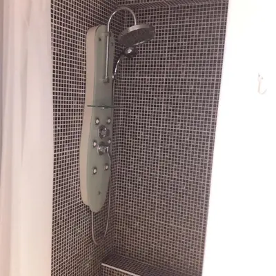 Salle de bains dans l'établissement Charmant studio calme avec terasse & parking privé