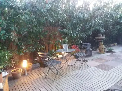 Jardin de l'établissement Chez les Dom’s