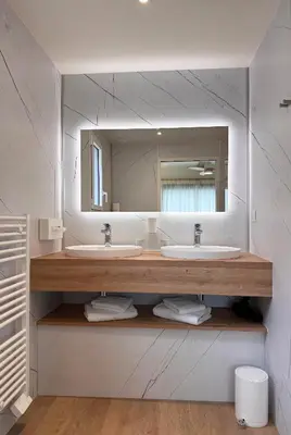 Salle de bains dans l'établissement Hôtel Beau Soleil