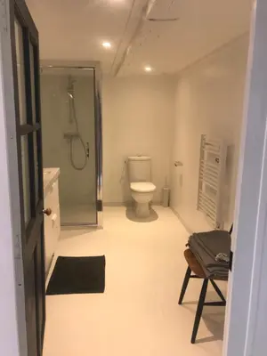 Salle de bains dans l'établissement La petite Noe