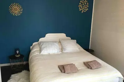 Un ou plusieurs lits dans un hébergement de l'établissement Maisonnette de 2 personnes