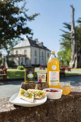 Nourriture dans l'hôtel ou à proximité
