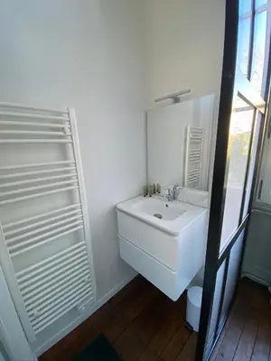 Salle de bains dans l'établissement Lysbed - Chevreul