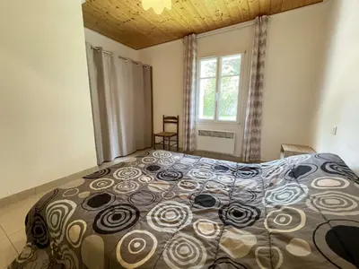 Un ou plusieurs lits dans un hébergement de l'établissement Maison indépendante avec terrasse, proche plage et terrain de 1100 m², Noirmoutier-en-l'Île - FR-1-224B-108
