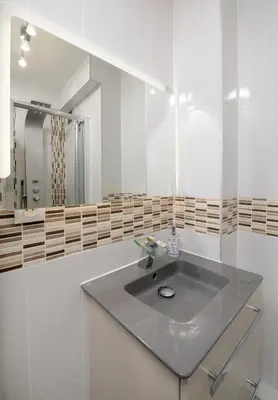 Salle de bains dans l'établissement Appartement 2 chambres Angers Centre de Congrès