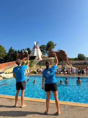 Piscine de l'établissement Mobile Homes by KelAir at Camping Les Genets ou située à proximité