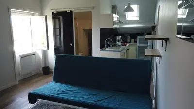 Cuisine ou kitchenette dans l'établissement Appartement cosy à quelques mètres de la plage
