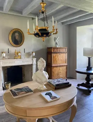 Coin salon dans l'établissement Manoir de Ghaisne