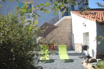 Jardin de l'établissement L EntreDeux