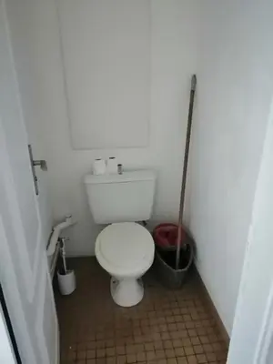 Salle de bains dans l'établissement Beau T3 - 6 couchages proche bord de mer & centre ville avec wifi fibre