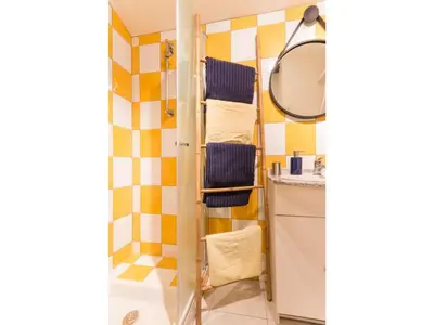 Salle de bains dans l'établissement Charmante maison au cœur du Vignoble Nantais avec wifi - FR-1-306-804