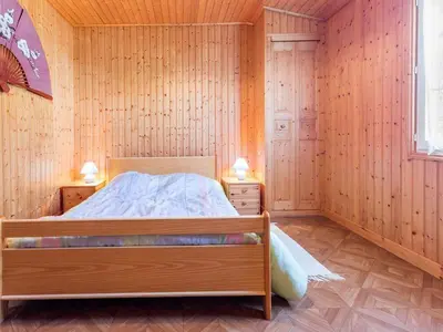 Un ou plusieurs lits dans un hébergement de l'établissement Gîte au Calme avec Jardin, Proche Plages, 2 Chambres, Vélos et Randonnées à Machecoul - FR-1-306-805