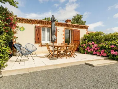 Jardin de l'établissement Gîte Authentique au Cœur des Vignes avec Terrasse Privative et Wifi, à 25 km de Nantes - FR-1-306-813