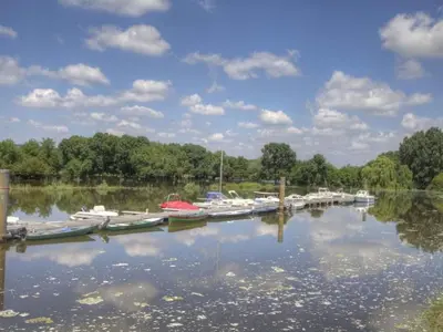 Vue sur la rivière ou le fleuve situé(e) à proximité de la maison de vacances
