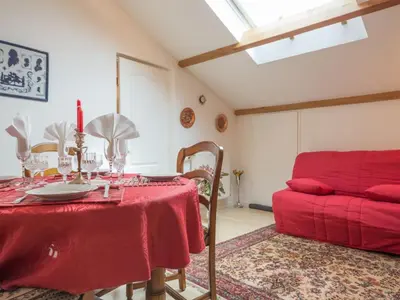 Coin salon dans l'établissement Gîte Confortable entre Nantes et la Mer avec Parking Sécurisé et Coin Détente Privé - FR-1-306-885