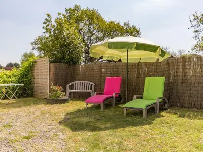 Jardin de l'établissement Gîte en campagne avec jardin privatif, près du Parc de Brière, tout confort, 3 chambres, Wi-Fi inclus - FR-1-306-893