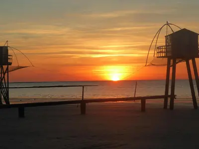 Lever ou coucher de soleil vu de l'appartement ou à proximité