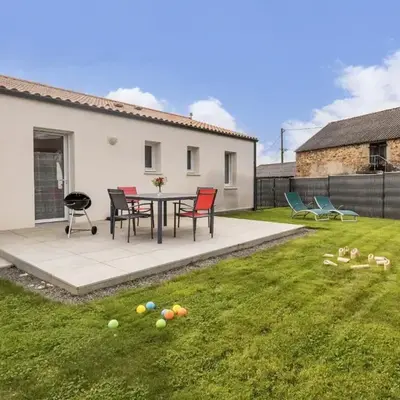 Gîte au calme avec jardin privé
