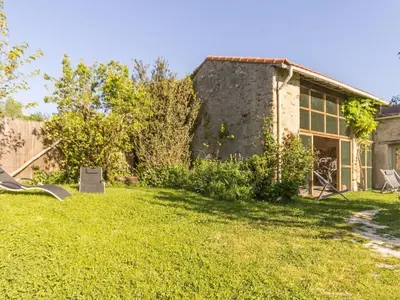 Jardin de l'établissement Maison charmante à Rouans - Wifi, Animaux admis - FR-1-306-1059