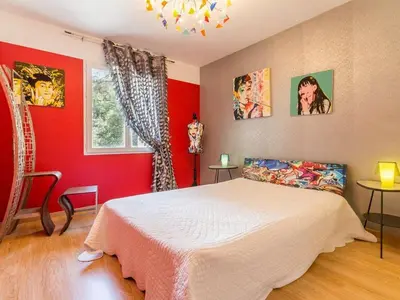Un ou plusieurs lits dans un hébergement de l'établissement Maison Neuve en Bord de Mer avec Jardin Boisé, Wifi, et Équipements Complets - FR-1-306-1096