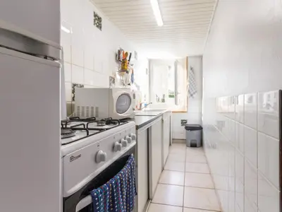 Cuisine ou kitchenette dans l'établissement Gîte à la campagne avec jardin clos, terrasse, wifi et vélos - entre Ancenis et Châteaubriant - FR-1-306-1111
