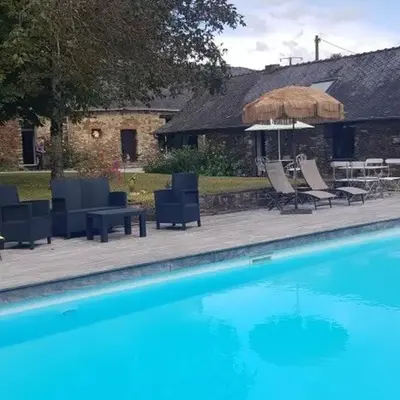 Havre de paix avec piscine chauffée