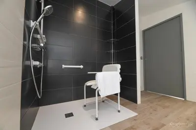 Salle de bains dans l'établissement Les Chambres d'Aurore