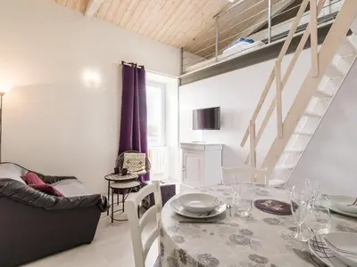 Coin salon dans l'établissement Gîte calme, Wifi, proche Pornic, 4 pers. - FR-1-306-1058