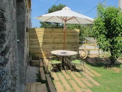 Jardin de l'établissement Gîte calme, Wifi, proche Pornic, 4 pers. - FR-1-306-1058
