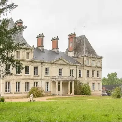 Chateau L' Escale