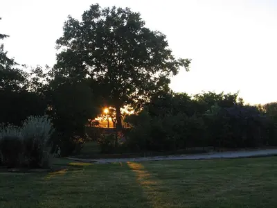 Lever ou coucher de soleil vu de la maison de vacances ou à proximité