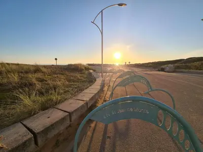 Lever ou coucher de soleil vu de la maison de vacances ou à proximité