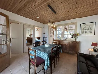Coin salon dans l'établissement Maison 3 pièces près de l'océan, cour privée, tout équipé, 5 couchages - Saint-Jean-de-Monts - FR-1-224C-141