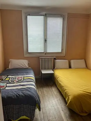 Un ou plusieurs lits dans un hébergement de l'établissement Ntes Rezé 3P Box gratuit 1 à 6 pers Linge fourni