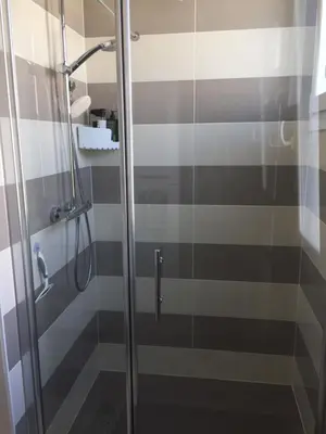 Salle de bains dans l'établissement Charmante Maison idéalement située