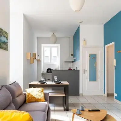 nid douillet 4places 2lits cœur de ville logement Hote-Zen wifi