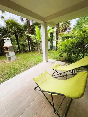 Jardin de l'établissement Le Rocher de Bel Air -40m2 -Chaleureux 3 étoiles
