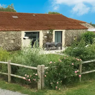 Gîte charmant avec spa et piscine au cœur du Marais Breton - FR-1-426-280