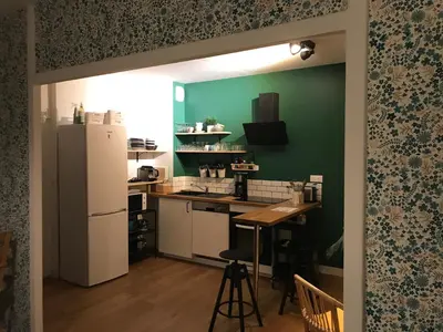 Cuisine ou kitchenette dans l'établissement Maison Chiche 4 chambres indépendantes salon cuisine commune