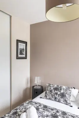 Un ou plusieurs lits dans un hébergement de l'établissement Blanche de Castille- Rond point de Paris