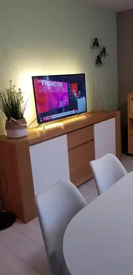 Télévision ou salle de divertissement dans l'établissement Appartement 3 étoiles - 1 chambre Les Becs
