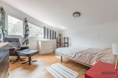 Un ou plusieurs lits dans un hébergement de l'établissement La Marée - 750m plage Noëveillard - Wifi