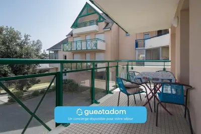 Balcon ou terrasse dans l'établissement LE VINTAGE - 300m plage - Wifi - Parking