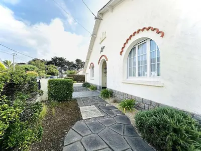 Jardin de l'établissement Séjour enchanteur à Pornichet : Maison 3 pièces, 6 couchages, proche plage avec jardin et terrasse sud - FR-1-245-155