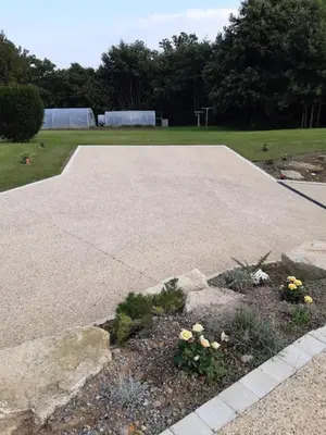 Jardin de l'établissement chambre d'hôtes Les Hortensias